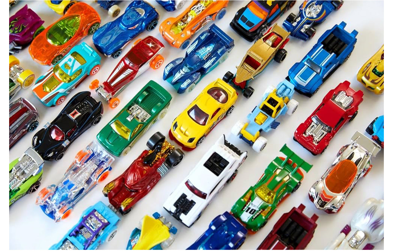 Hot Wheels Toy Trucks & Cars, 50-Pack, Set of 50 1:64 Scale Individually Packaged Vehicles, Instant Collection (Styles May Vary)